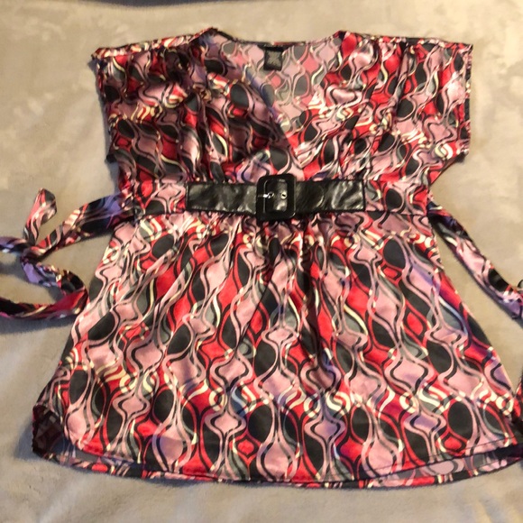 Anxiety tunic in black, red and purple - Picture 1 of 7